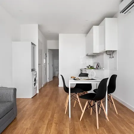 Apartment Altido Brand New Elegant With Terraces In Ajuda *