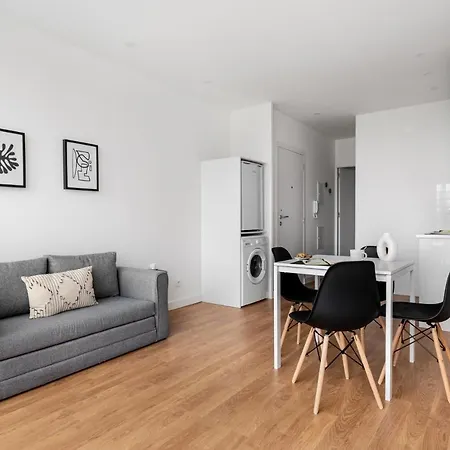 Altido Brand New Elegant With Terraces In Ajuda Lisbon