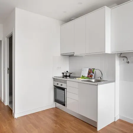 Altido Brand New Elegant With Terraces In Ajuda Apartament